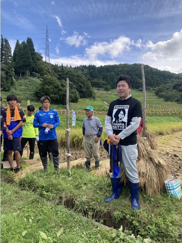 モンテ棚田米の稲刈り