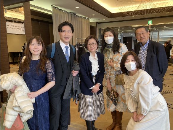 �O���[�v�_�v�̉�𗬉� 2025